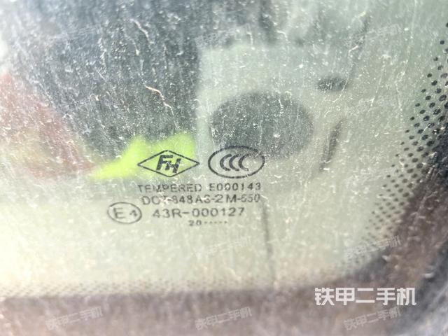 后窗玻璃角標(biāo)(駕駛室部分) 后窗玻璃角標(biāo)(駕駛室部分)