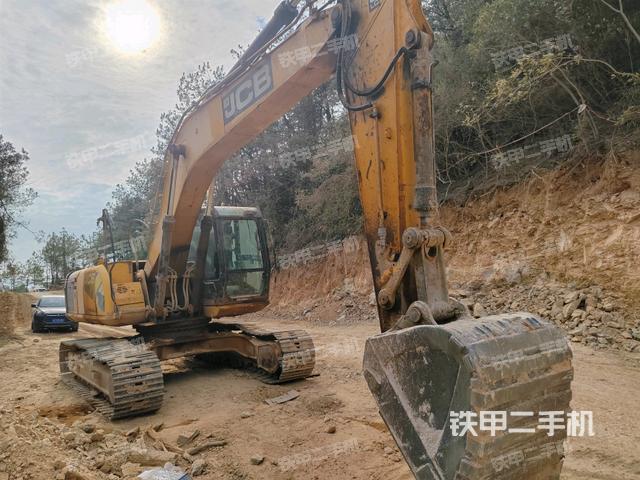 右前45(整機(jī)外觀) 右前45(整機(jī)外觀)