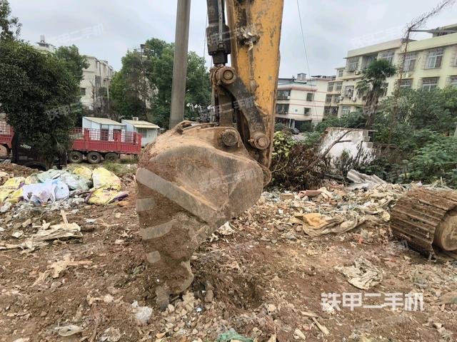 大臂根部?斜視（工作和回轉(zhuǎn)裝置）