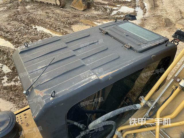 駕駛室頂部俯視（上車部件）