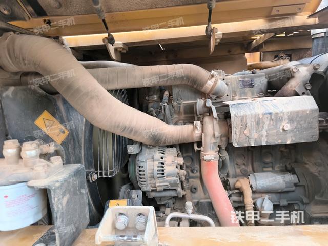 发动机整体俯视(整机外观) 发动机整体俯视(整机外观)