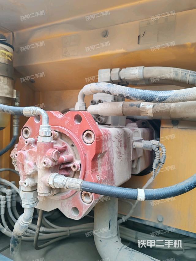 液壓泵室（大件艙室）