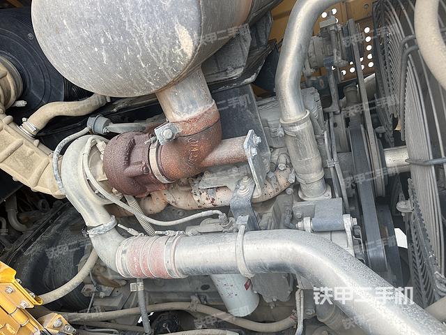 發(fā)動機左側（整機外觀及大件）