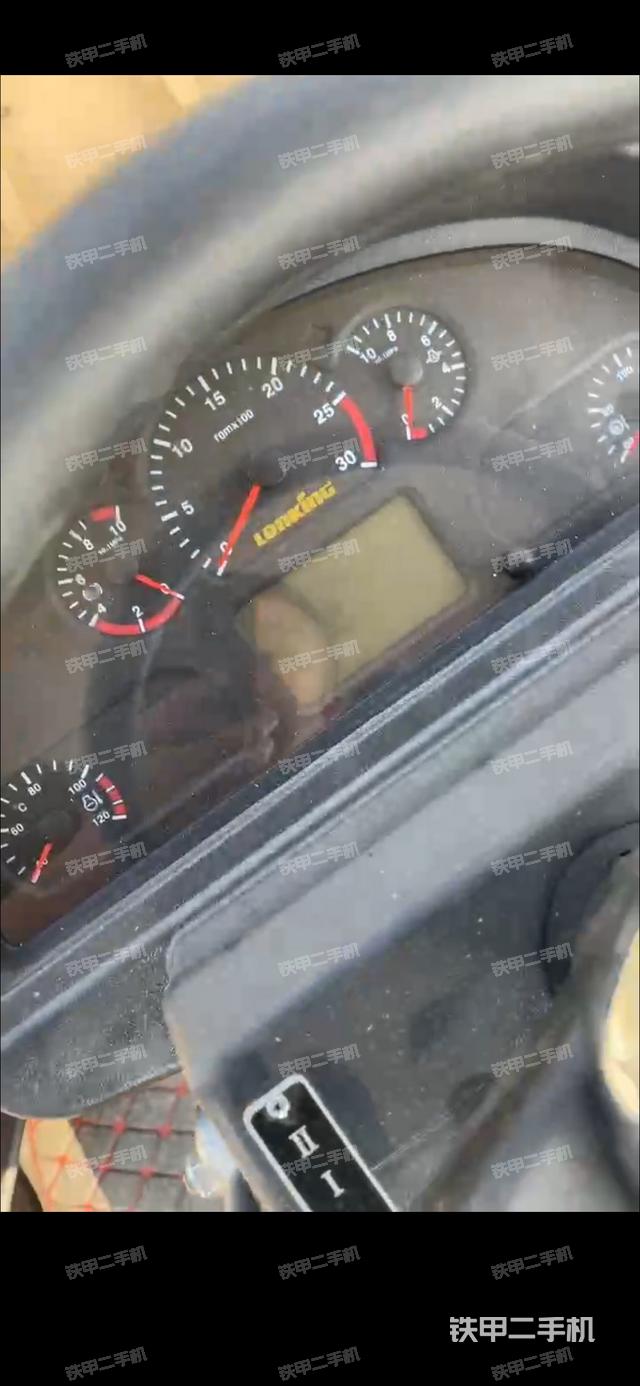 駕駛室操作臺（整機外觀及大件）