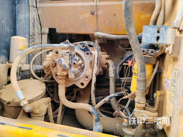 電瓶(大件艙室) 電瓶(大件艙室)