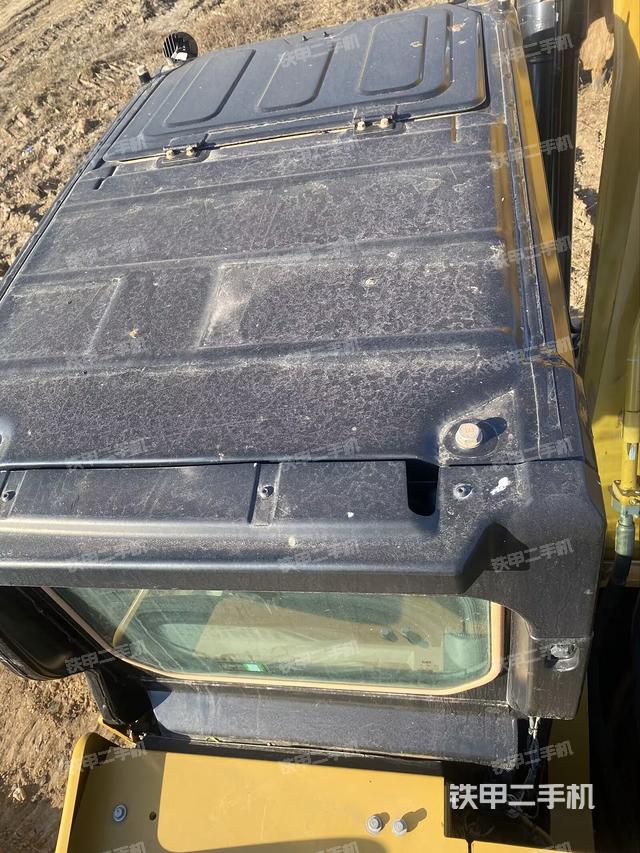 駕駛室頂部（整機(jī)外觀）