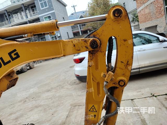 小臂整體右前（工作和回轉(zhuǎn)裝置）