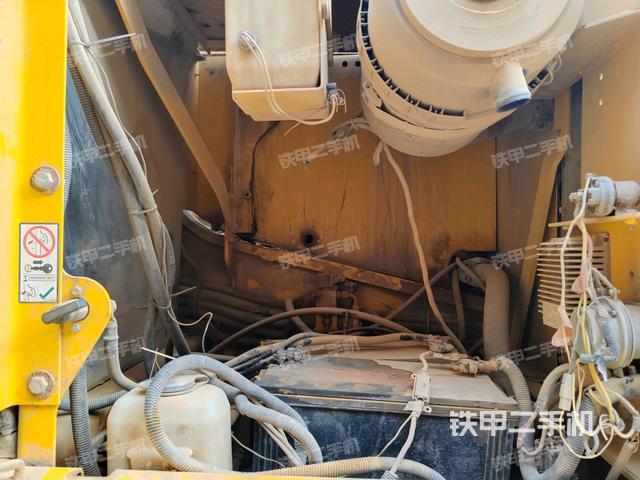 液壓泵室(大件艙室) 液壓泵室(大件艙室)