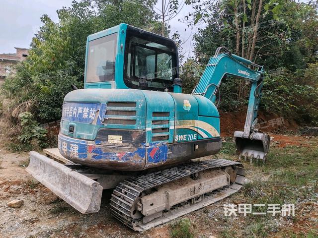 整機(jī)右后45°（整機(jī)外觀）