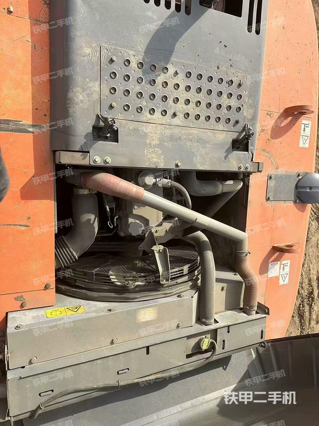 發(fā)動(dòng)機(jī)整體俯視(整機(jī)外觀) 發(fā)動(dòng)機(jī)整體俯視(整機(jī)外觀)