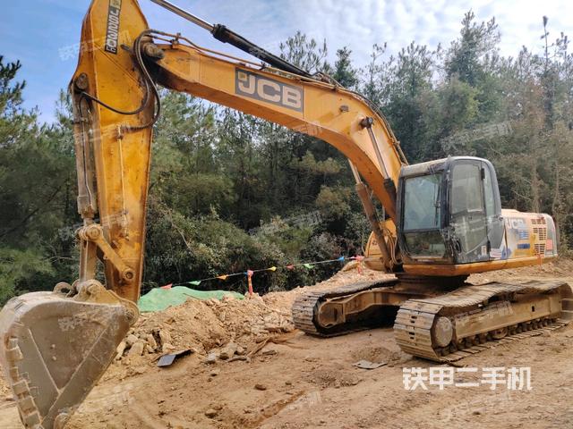 左后45(整機(jī)外觀) 左后45(整機(jī)外觀)