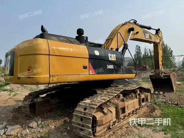 整機(jī)右后45°(整機(jī)外觀) 整機(jī)右后45°(整機(jī)外觀)