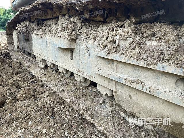 左側(cè)履帶整體?（行走機構(gòu)）