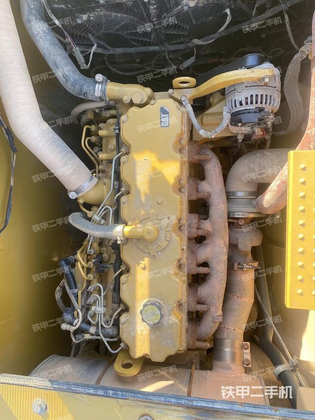 發(fā)動(dòng)機(jī)整體俯視（整機(jī)外觀）