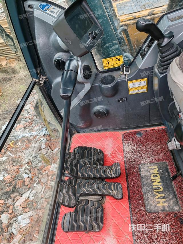 顯示屏?（駕駛室部分）