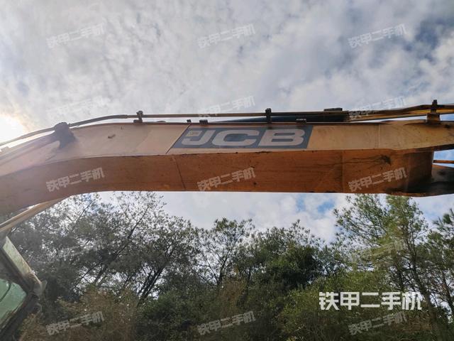 大臂油缸整體?豎拍(工作和回轉(zhuǎn)裝置) 大臂油缸整體?豎拍(工作和回轉(zhuǎn)裝置)