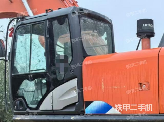 駕駛室頂部（整機(jī)外觀）