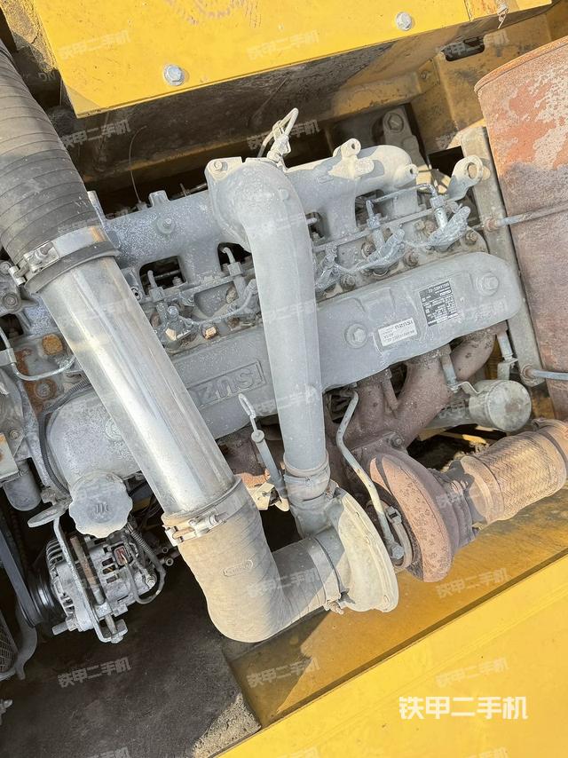 發(fā)動(dòng)機(jī)整體俯視（整機(jī)外觀）