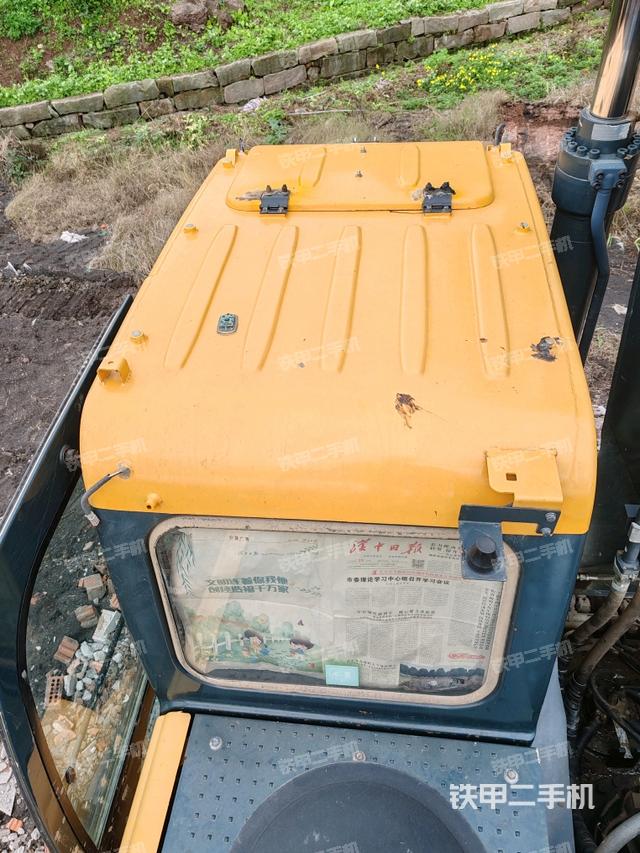 駕駛室左后45度（駕駛室部分）