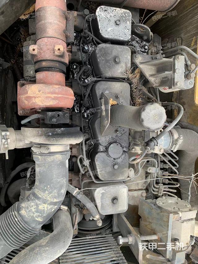 發(fā)動(dòng)機(jī)整體俯視(整機(jī)外觀) 發(fā)動(dòng)機(jī)整體俯視(整機(jī)外觀)