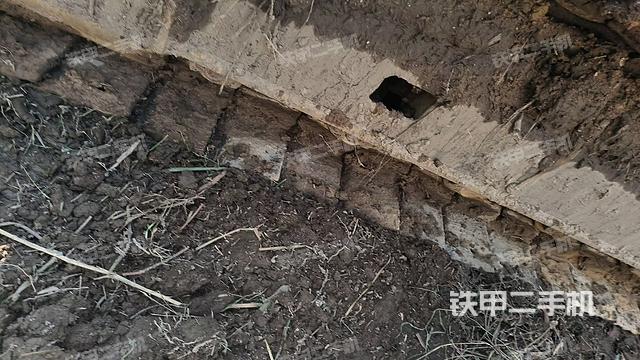 左侧履带整体 (行走机构) 左侧履带整体 (行走机构)