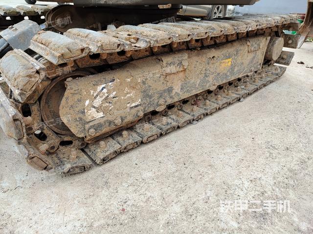 左側(cè)履帶整體?（行走機(jī)構(gòu)）