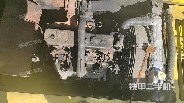 發(fā)動機(jī)整體俯視（整機(jī)外觀）