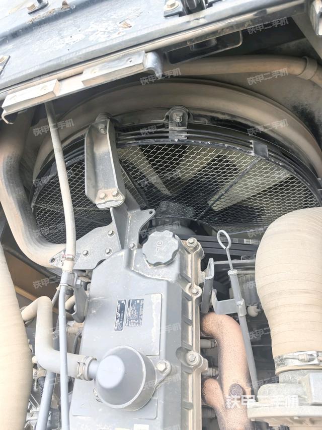 水箱+風(fēng)扇特寫(上車部件) 水箱+風(fēng)扇特寫(上車部件)