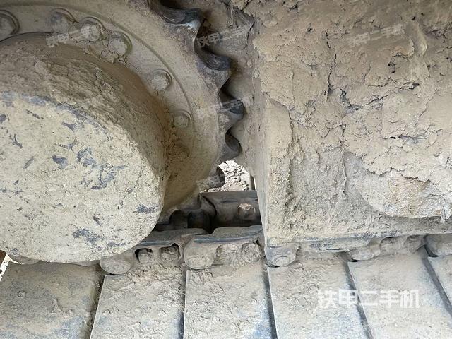 右側(cè)履帶整體（行走機(jī)構(gòu)）