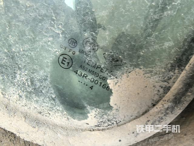 后窗玻璃角標(biāo)（駕駛室部分）