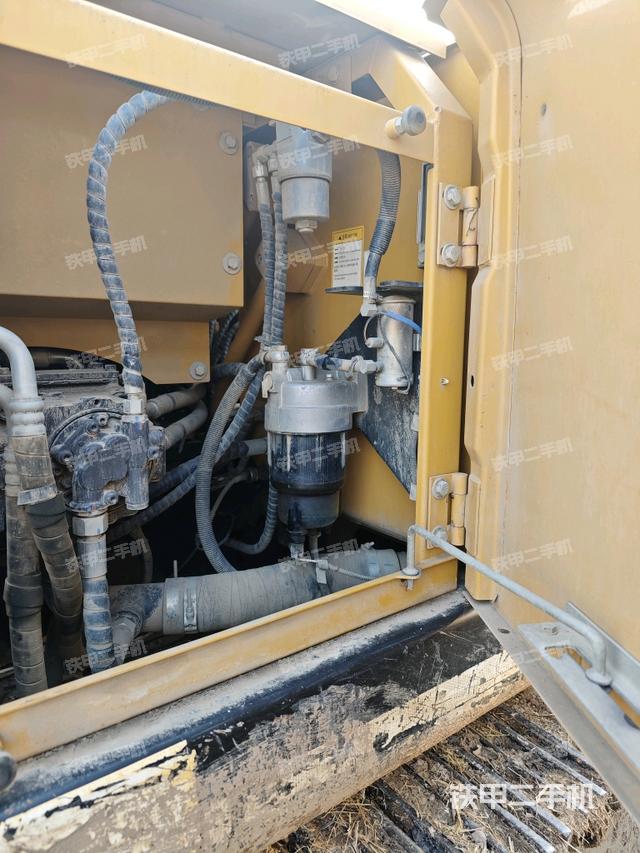 液壓泵室（大件艙室）