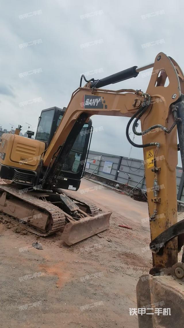 整機(jī)右后45°（整機(jī)外觀）