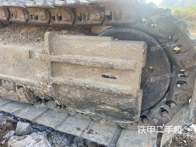 左側(cè)行走馬達(dá)蓋板(行走機(jī)構(gòu)) 左側(cè)行走馬達(dá)蓋板(行走機(jī)構(gòu))