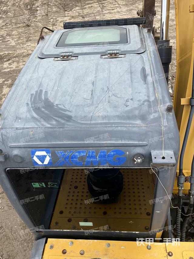 駕駛室頂部俯視（上車部件）