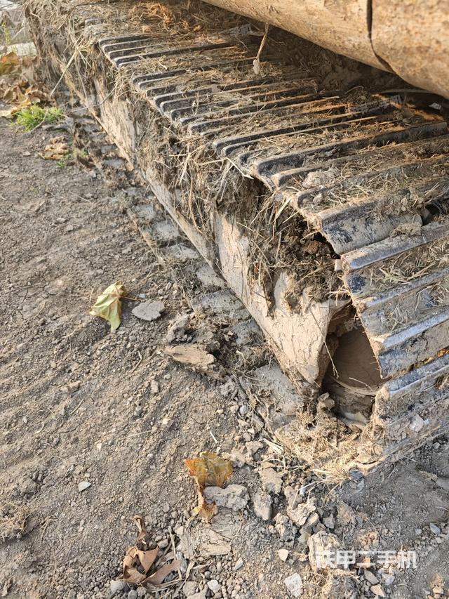 右側履帶整體（行走機構）