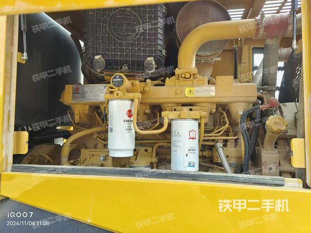 發(fā)動(dòng)機(jī)左側(cè)(整機(jī)外觀及大件) 發(fā)動(dòng)機(jī)左側(cè)(整機(jī)外觀及大件)