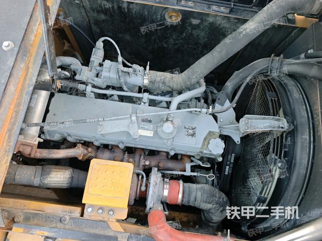 發(fā)動(dòng)機(jī)整體俯視（整機(jī)外觀）