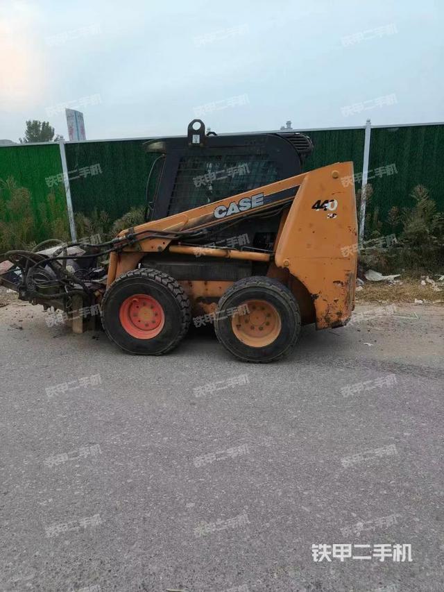 整機(jī)右側(cè)（設(shè)備外觀及核心部件）