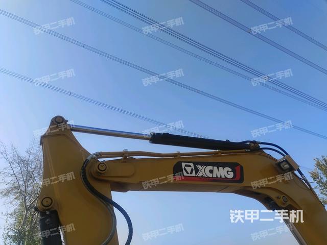 小臂整體右前(工作和回轉(zhuǎn)裝置) 小臂整體右前(工作和回轉(zhuǎn)裝置)