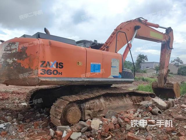 整機右后45°（整機外觀）