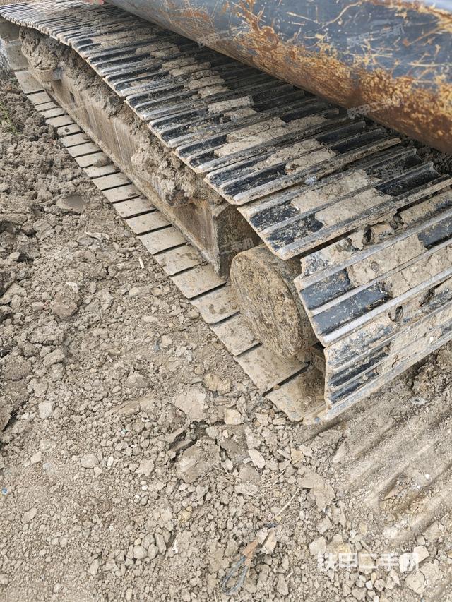 右側(cè)履帶整體（行走機(jī)構(gòu)）