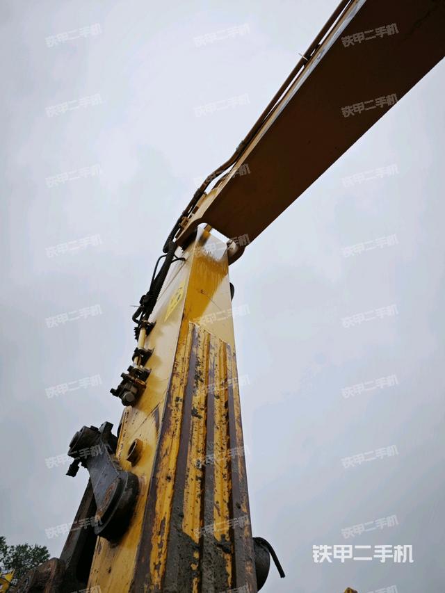 小臂整體左后（工作和回轉(zhuǎn)裝置）