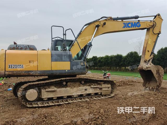 整機(jī)右后45°(整機(jī)外觀) 整機(jī)右后45°(整機(jī)外觀)