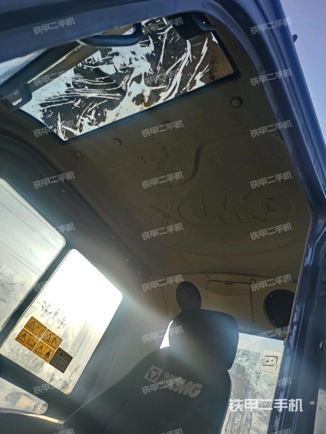 駕駛室頂部（整機(jī)外觀）