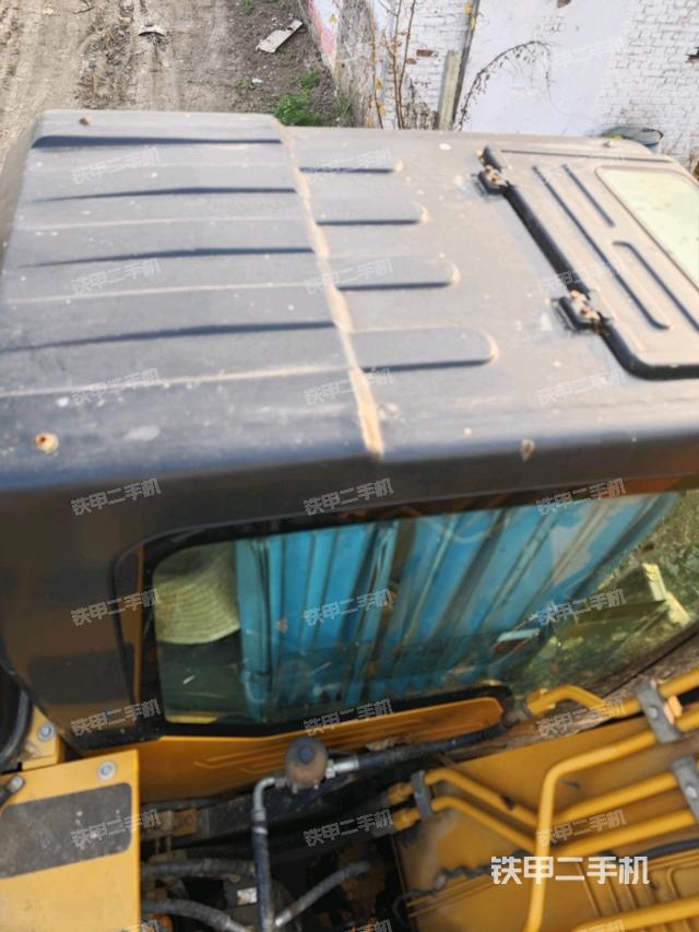 駕駛室頂部俯視（上車部件）