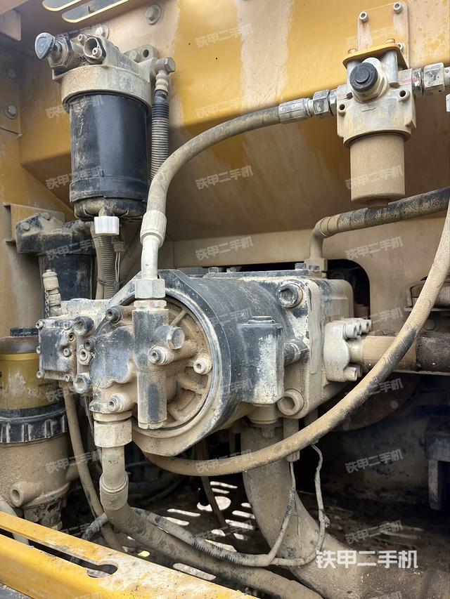 液壓泵室（大件艙室）