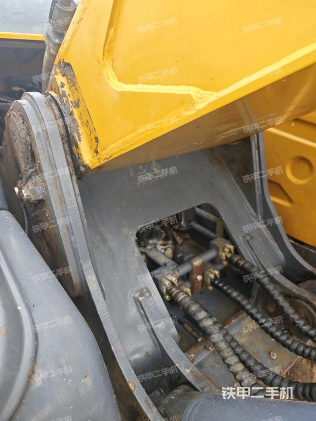 大臂根部?斜視（工作和回轉(zhuǎn)裝置）