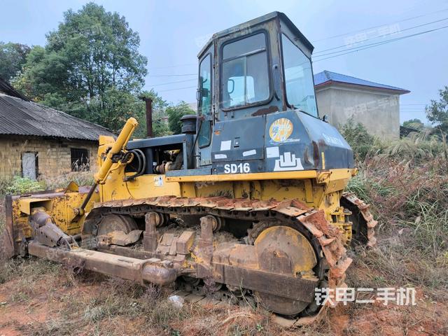 左后45°（推土機整車外觀）