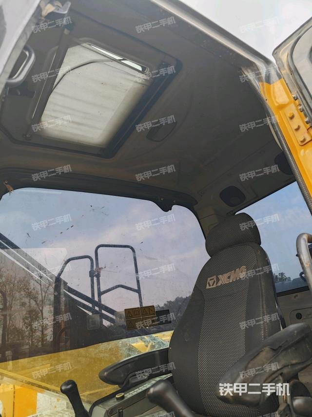 頂棚整體（駕駛室部分）