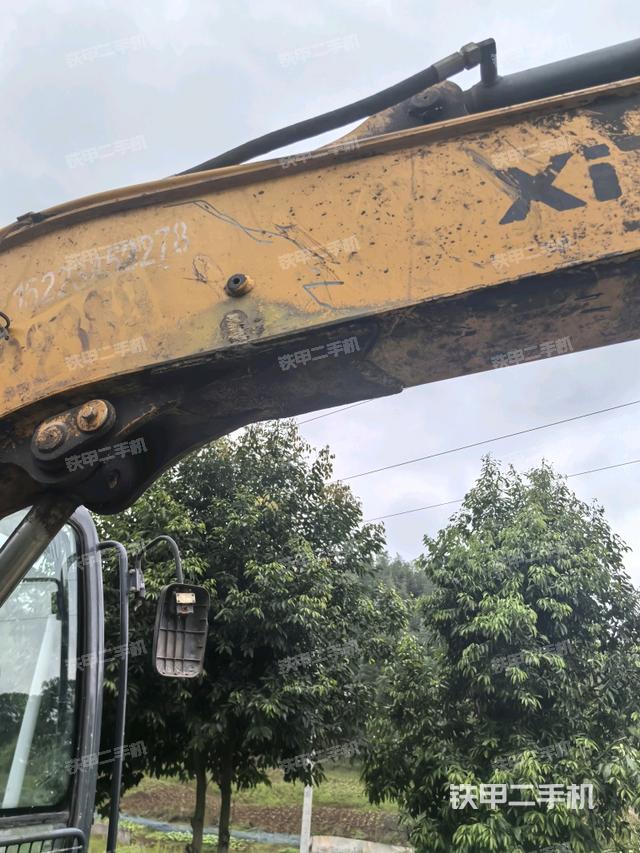 大臂整體?右側(cè)(工作和回轉(zhuǎn)裝置) 大臂整體?右側(cè)(工作和回轉(zhuǎn)裝置)